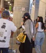 Access_Kardashian_16.jpg