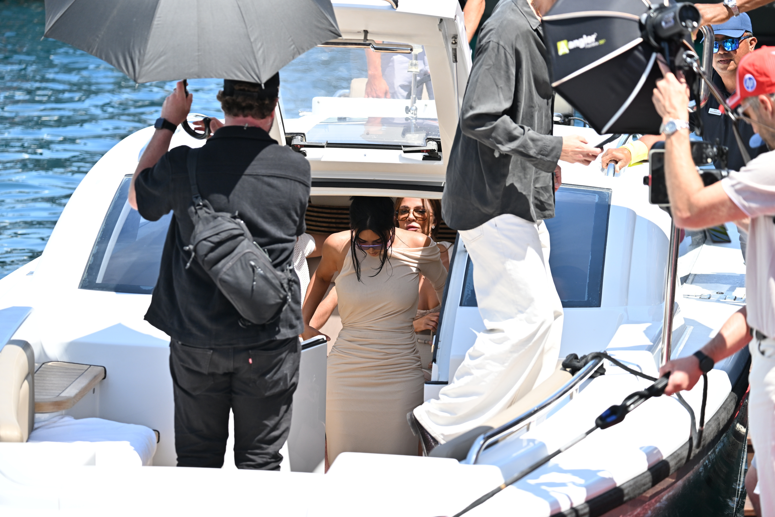 Access_Kardashian_2.jpg