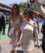 Access_Kardashian_90~0.jpg
