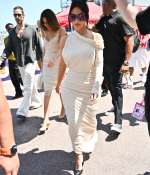 Access_Kardashian_130.jpg