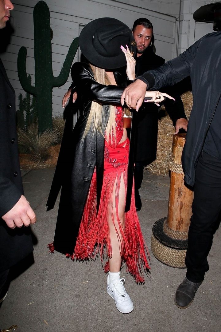 Access_Kardashian_001.jpg