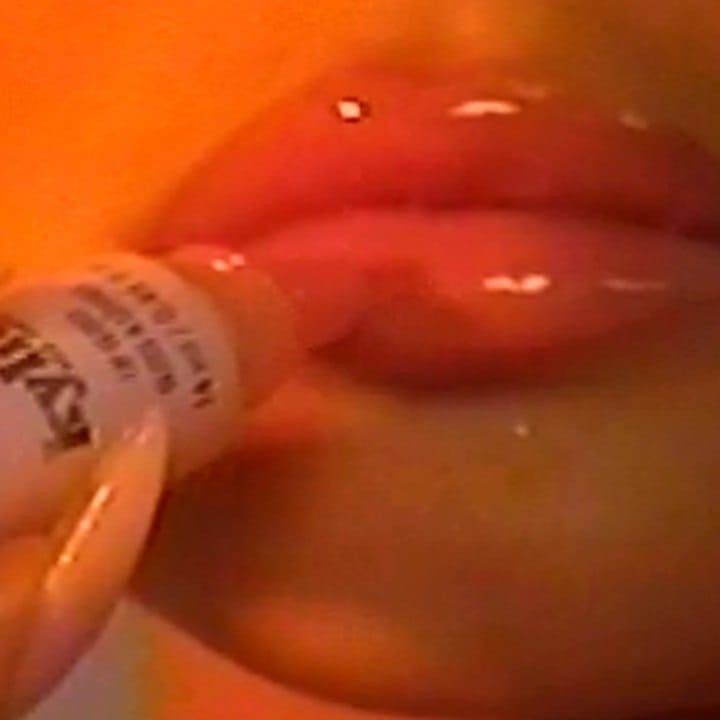 Access_Kardashian_006~0.jpg