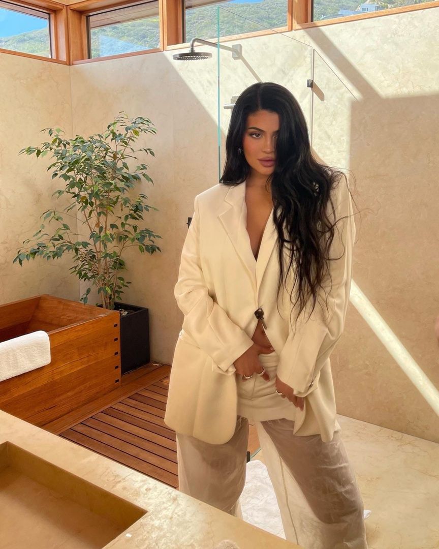 Access_Kardashian_015.jpg