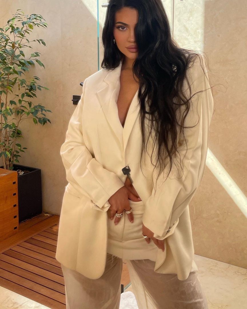 Access_Kardashian_050.jpg