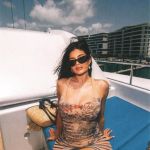 Access_Kardashian_001~10.jpg