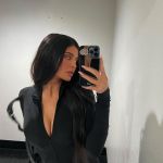 Access_Kardashian_001~6.jpg