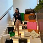 Access_Kardashian_001~9.jpg