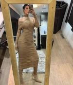 Access_Kardashian_004~2.jpg