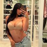 Access_Kardashian_008~2.jpg