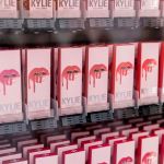 Access_Kardashian_010~0.jpg