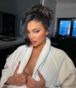 Access_Kardashian_092.jpg