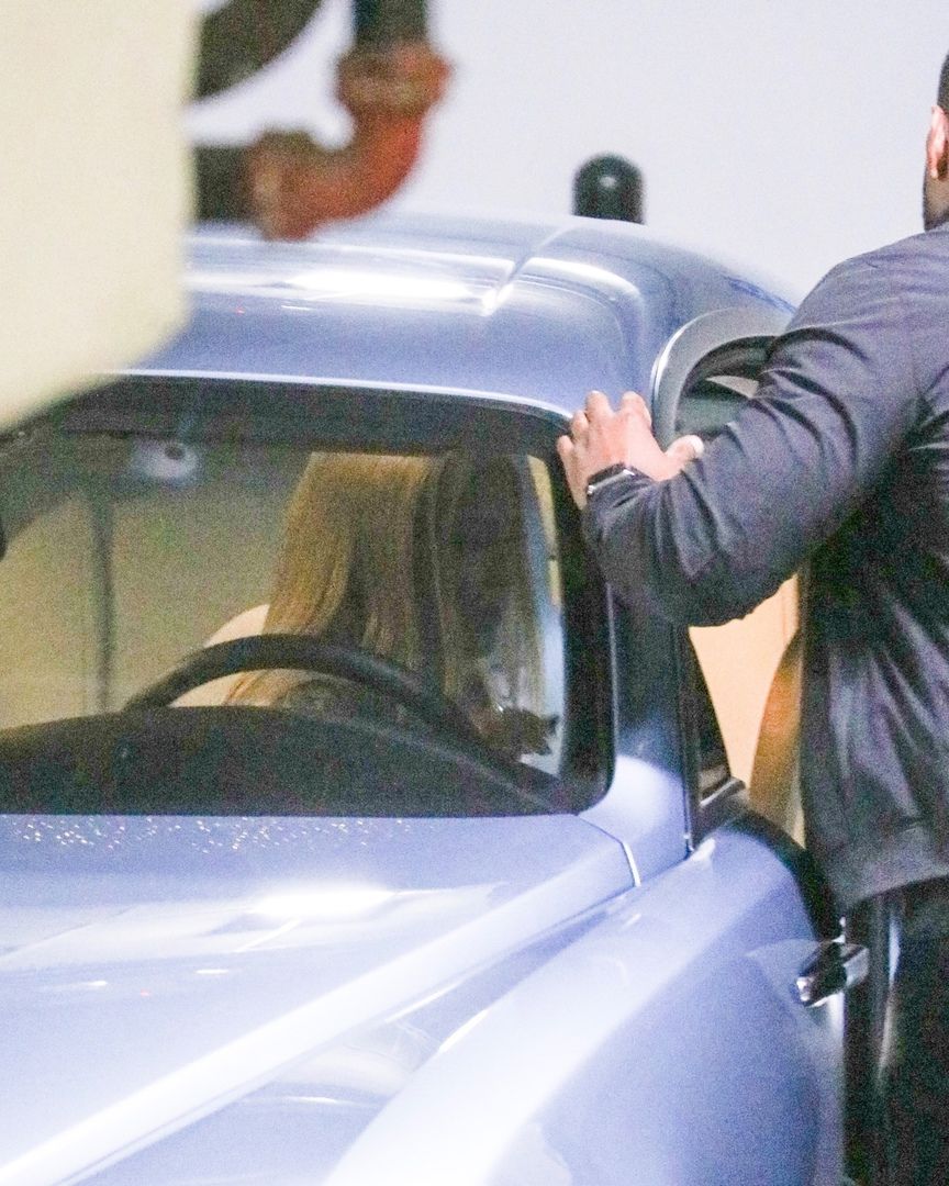 Access_Kardashian_001.jpg