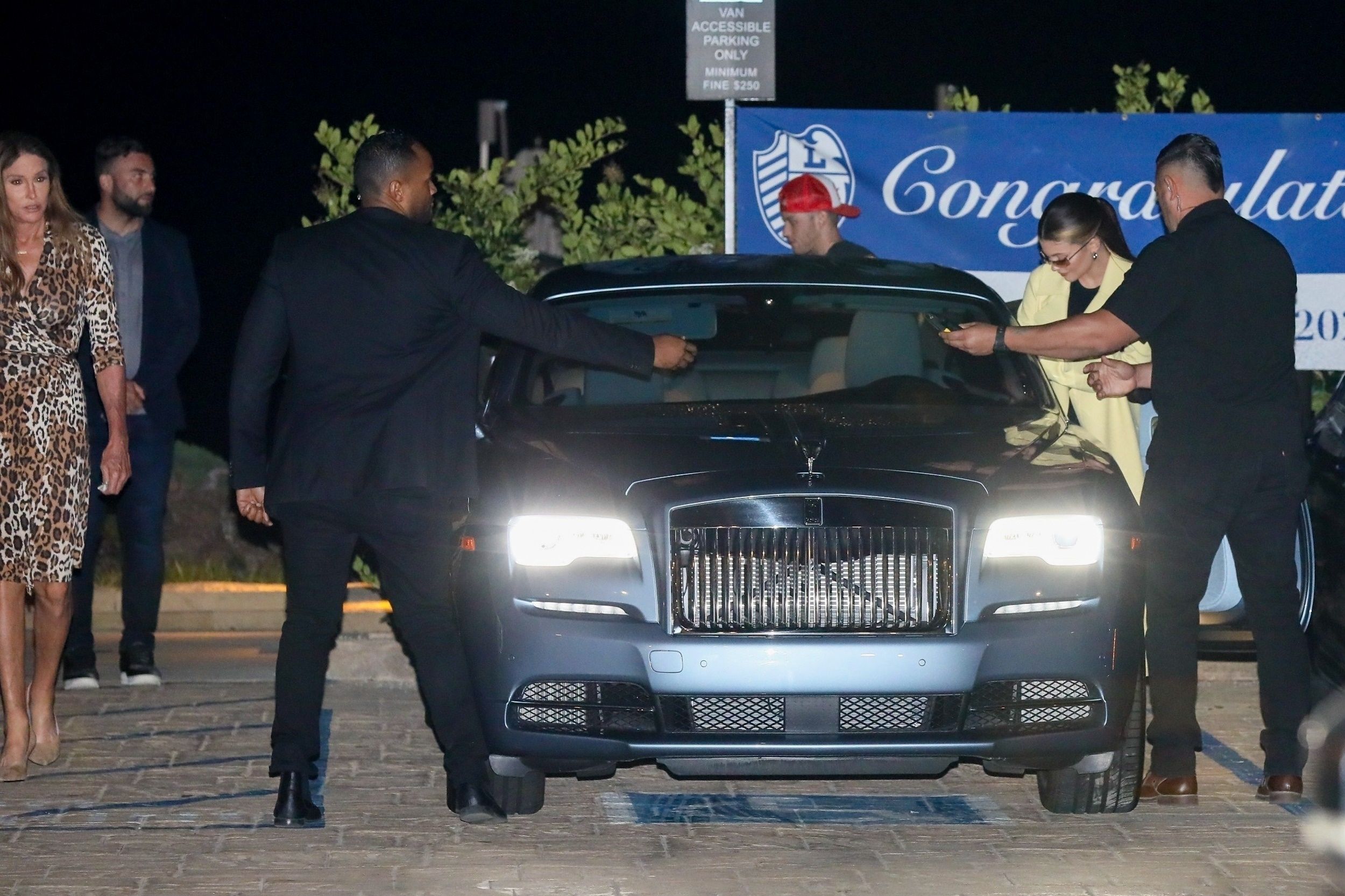 Access_Kardashian_004.jpg