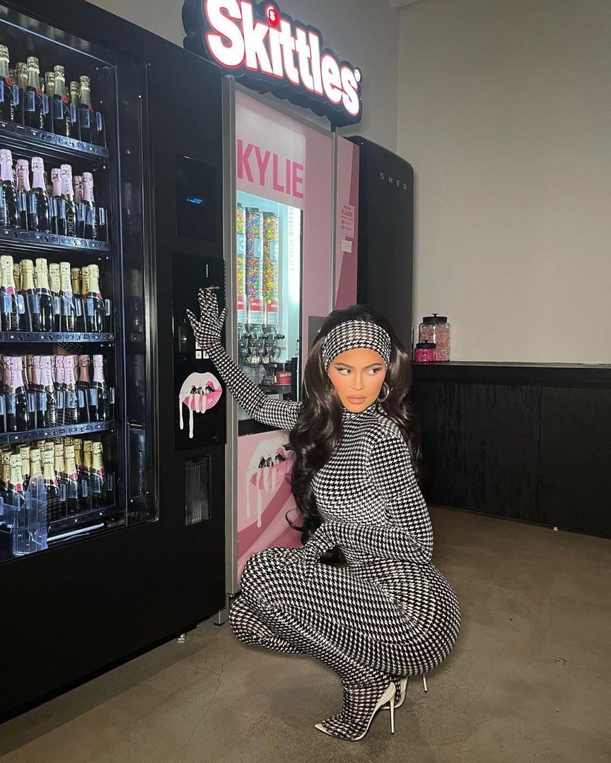 Access_Kardashian_193.jpg