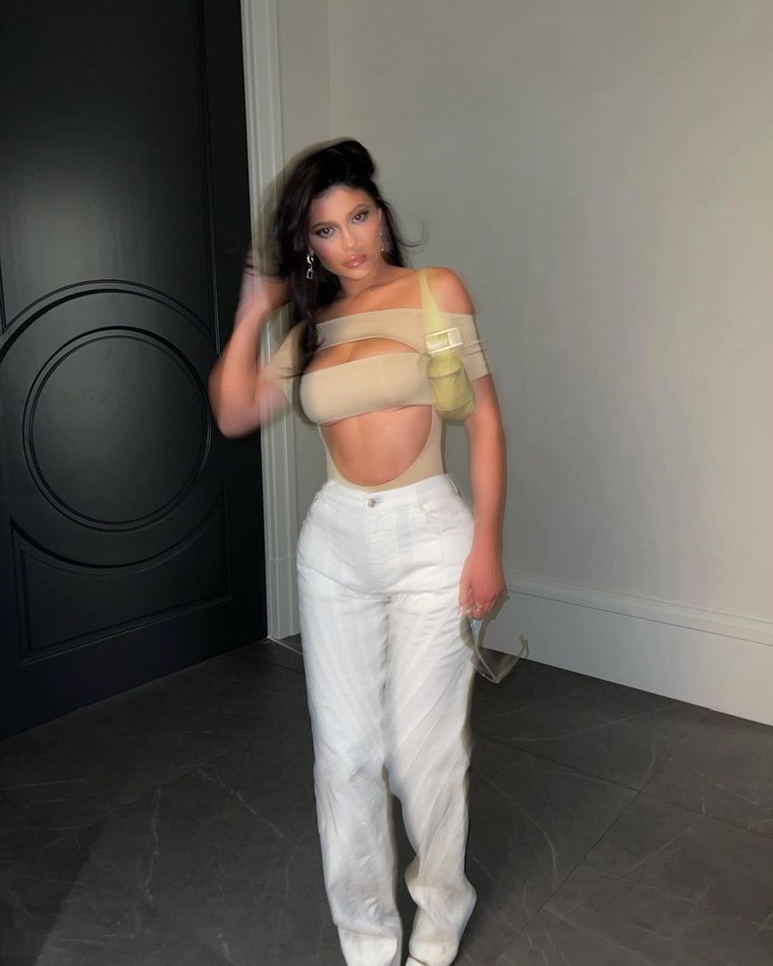 Access_Kardashian_195.jpg