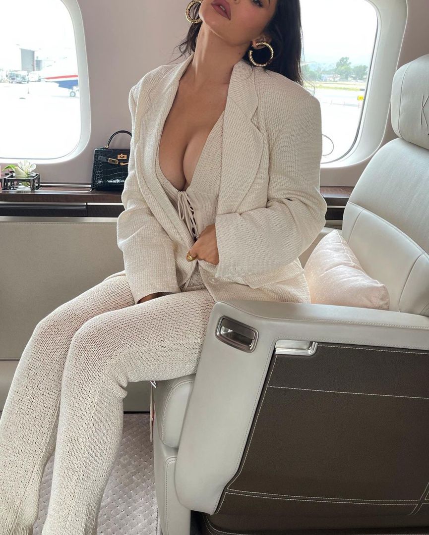 Access_Kardashian_208.jpg