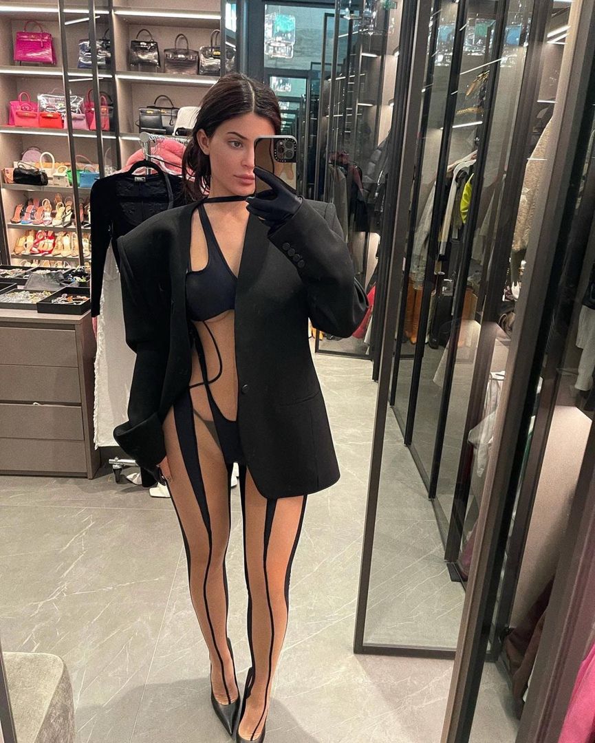 Access_Kardashian_329.jpg