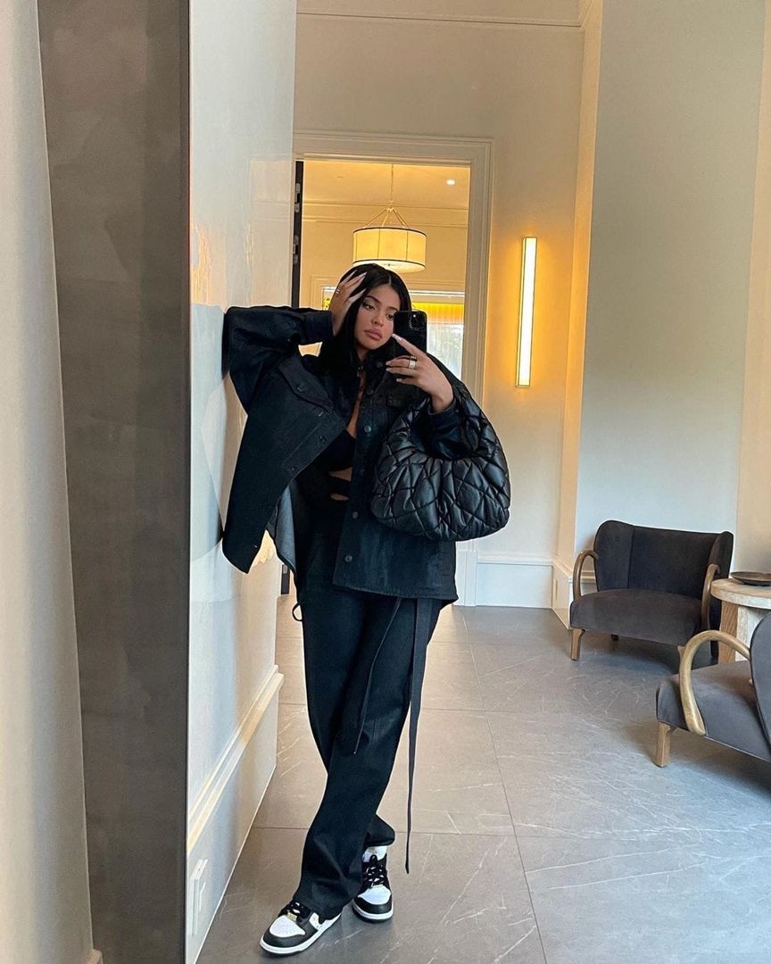 Access_Kardashian_370.jpg