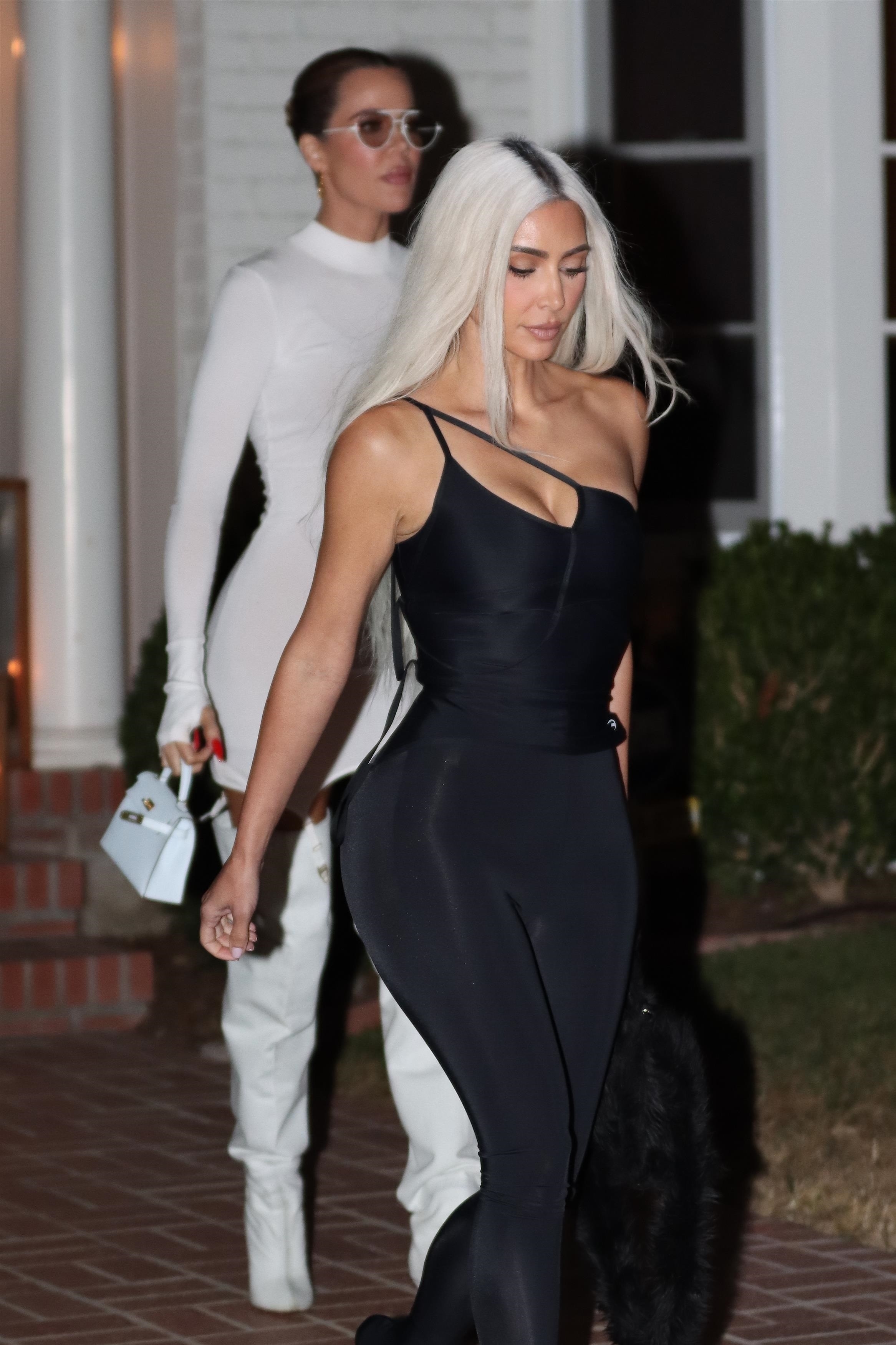 Access_Kardashian_002.jpg