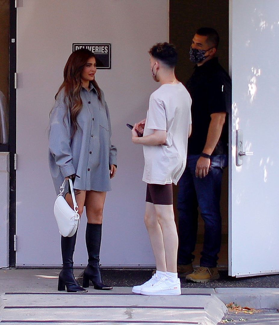 Access_Kardashian_003.jpg