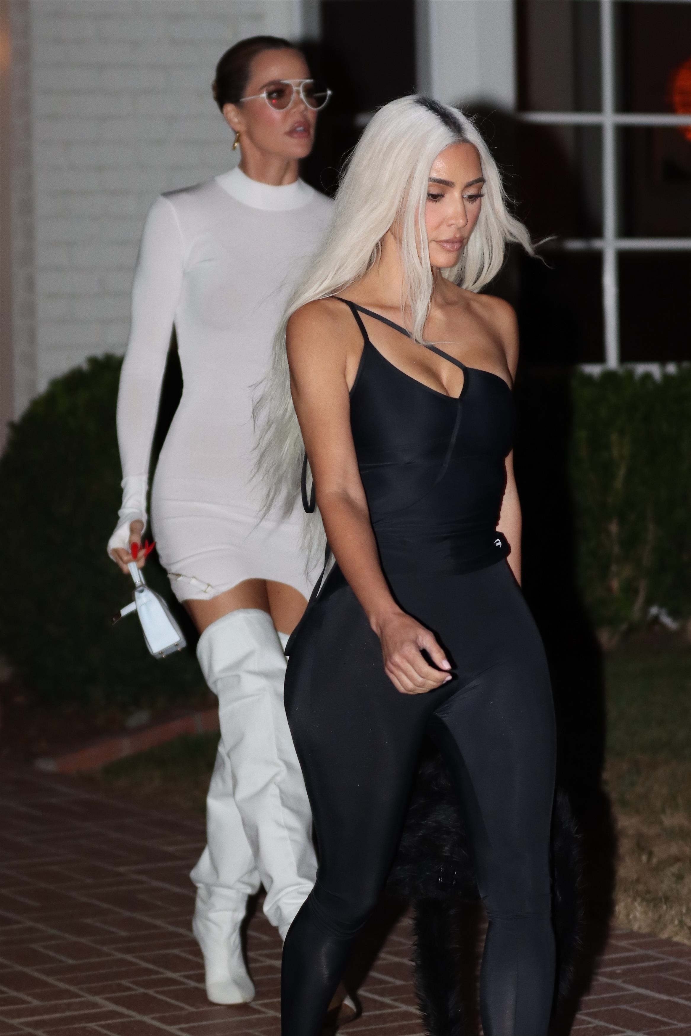 Access_Kardashian_001.jpg