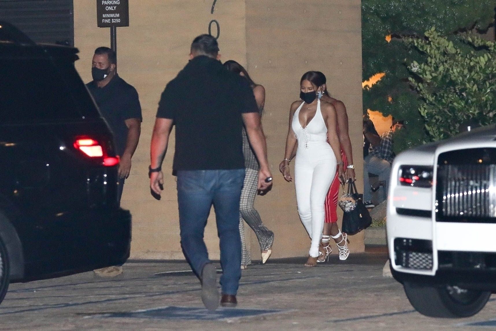 Access_Kardashian_006.jpg