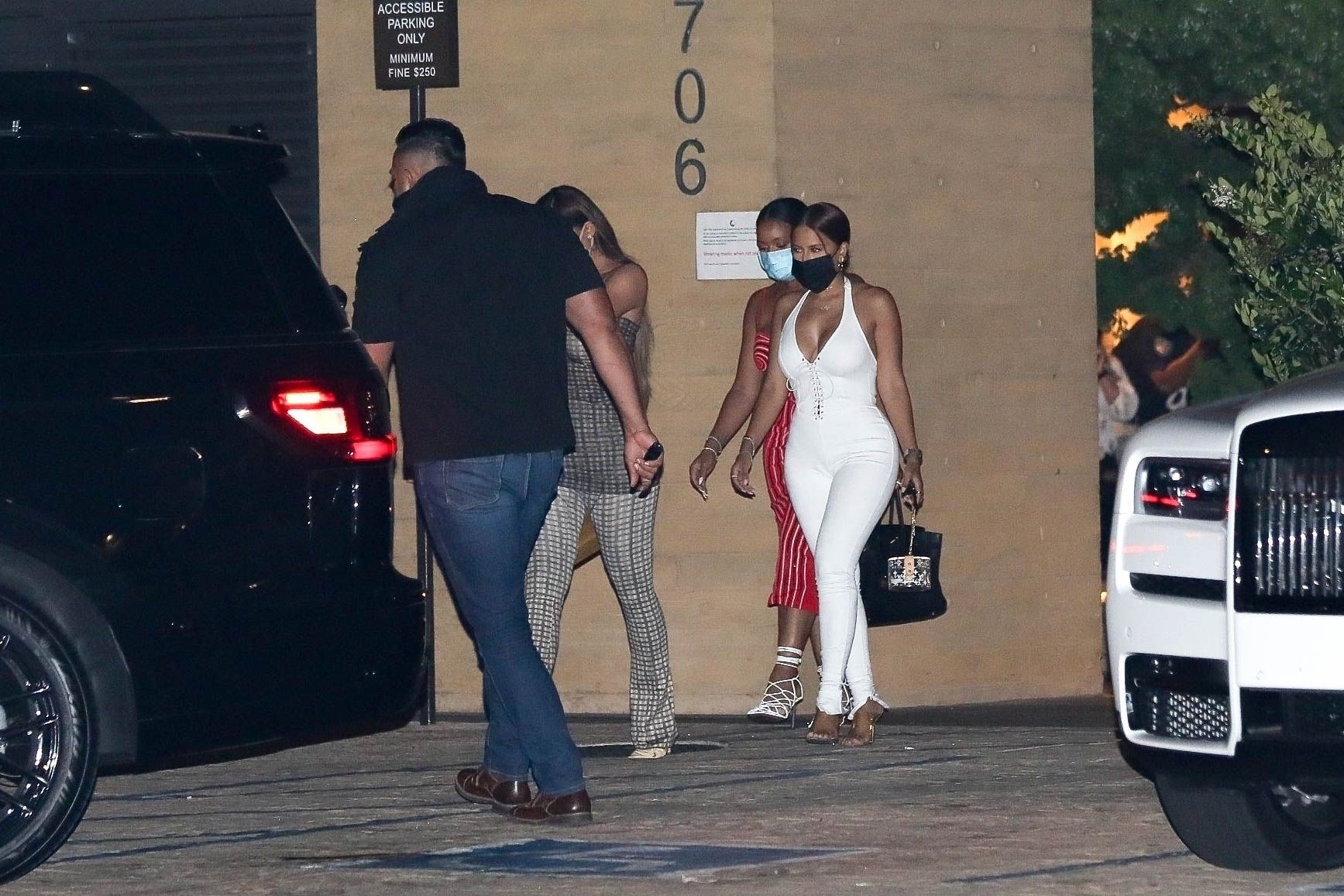 Access_Kardashian_008.jpg